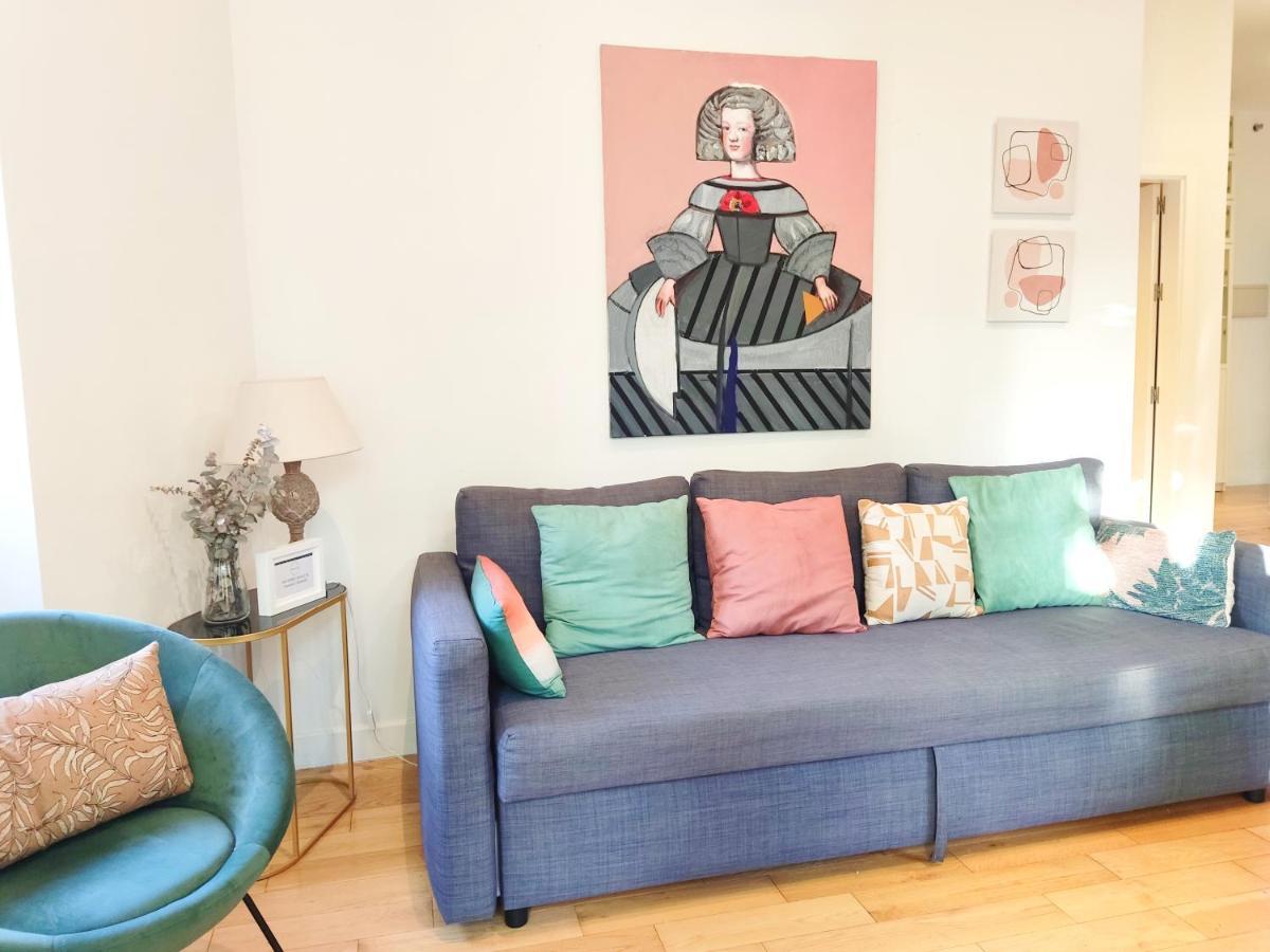 Homeyseville-Luxury Apartment Arenal 6 Pax, Parking Optional Bagian luar foto