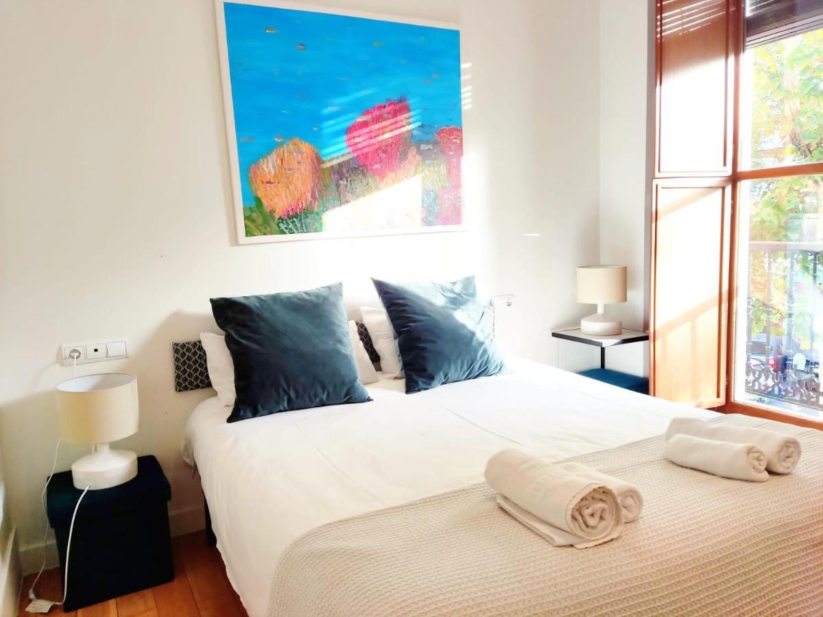 Homeyseville-Luxury Apartment Arenal 6 Pax, Parking Optional Bagian luar foto