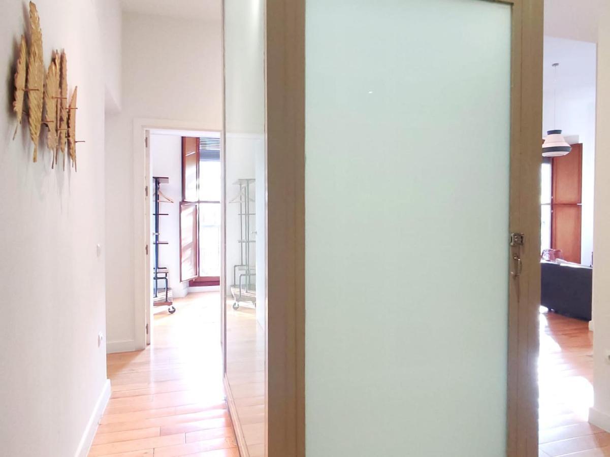 Homeyseville-Luxury Apartment Arenal 6 Pax, Parking Optional Bagian luar foto